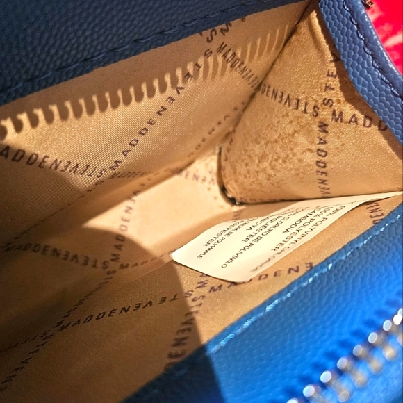 Steve Madden *Rare* Y2K Vintage Cirulean Blue Crossbody Bag - Picture 9 of 10